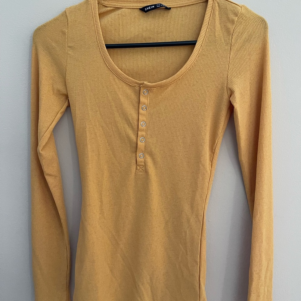 Gold long sleeve shirt